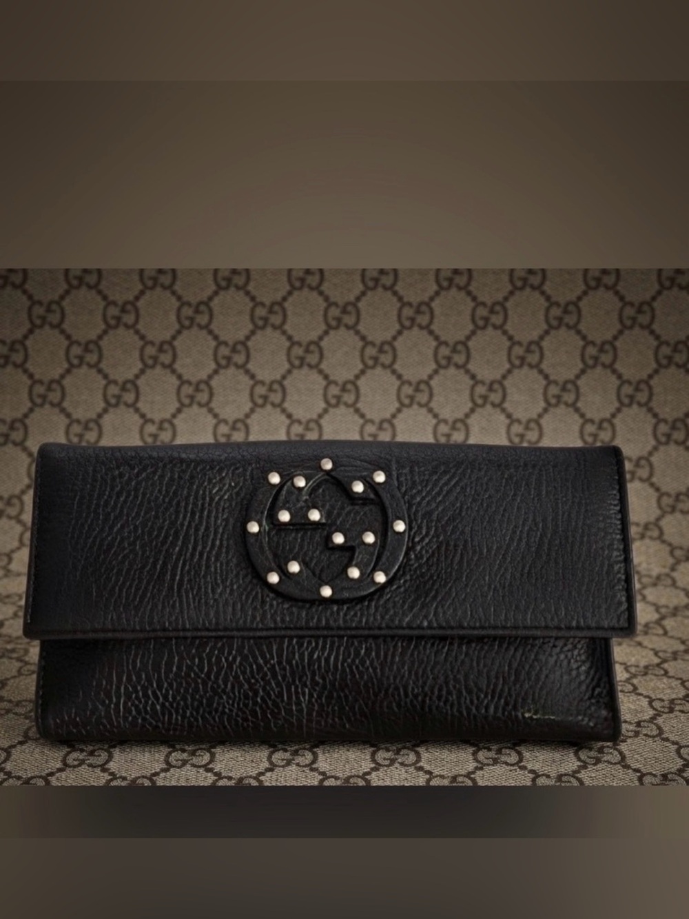Authentic Gucci luxury designer signature black leather Gucci GG studded wallet